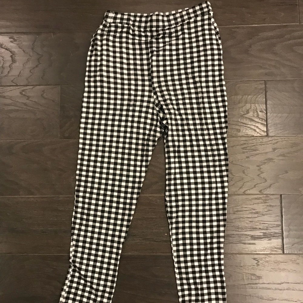PrettyLittleThing checkered black and white pants
